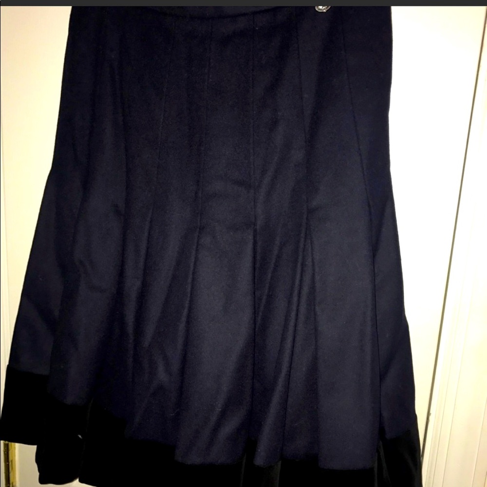 Chanel skirt wool navy blue and black